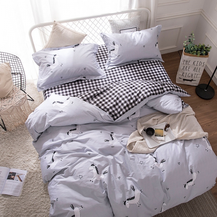 91家纺网 家纺一手货源 找家纺 时年家纺 2018新款全棉四件套床单款欢乐小马