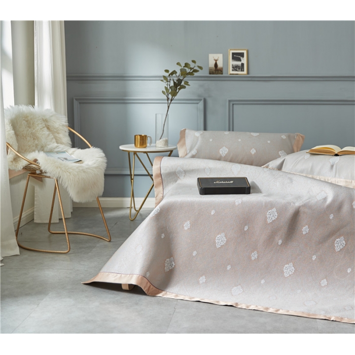 91家纺网 家纺一手货源 找家纺 时年家纺 2018新款冰露丝养生席提花欧式系列 贵族-金