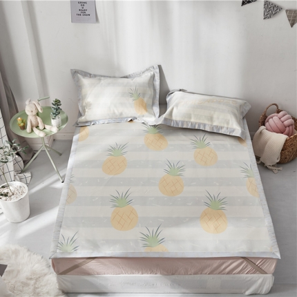 91家纺网 家纺一手货源 找家纺 时年家纺 2018新款冰露丝养生席印花卡通系列 菠萝