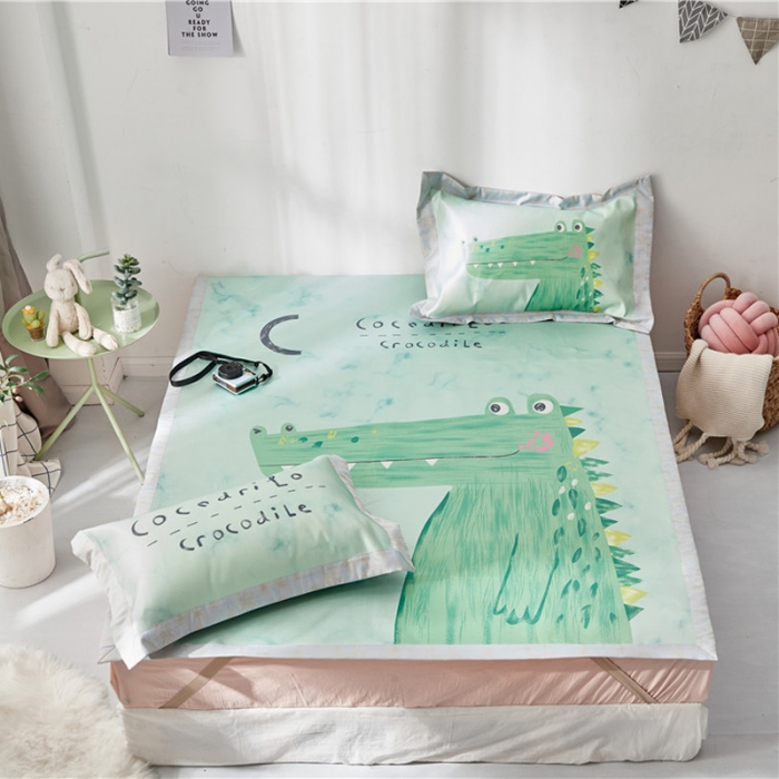 91家纺网 家纺一手货源 找家纺 时年家纺 2018新款冰露丝养生席印花卡通系列 鳄鱼君