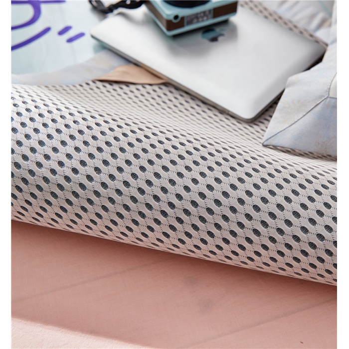 91家纺网 家纺一手货源 找家纺 时年家纺 2018新款冰露丝养生席印花卡通系列 牛奶男孩