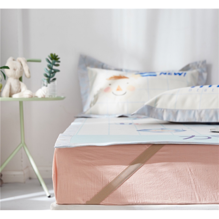 91家纺网 家纺一手货源 找家纺 时年家纺 2018新款冰露丝养生席印花卡通系列 牛奶男孩