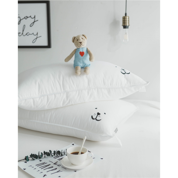 91家纺网 家纺一手货源 找家纺 （总）时年家纺 2018新款80贡缎绣花枕芯48*74cm