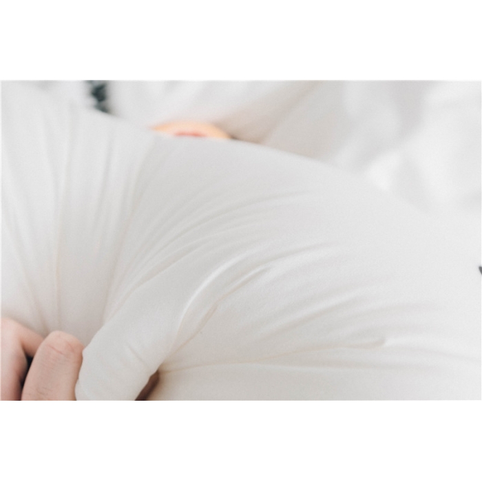 91家纺网 家纺一手货源 找家纺 时年家纺 磨毛波点枕芯48*74cm 波点（黑）