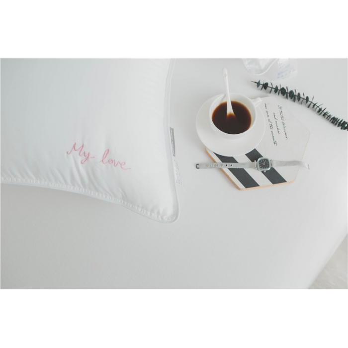 91家纺网 家纺一手货源 找家纺 时年家纺 新款80贡缎绣花枕芯48*74cm mylove