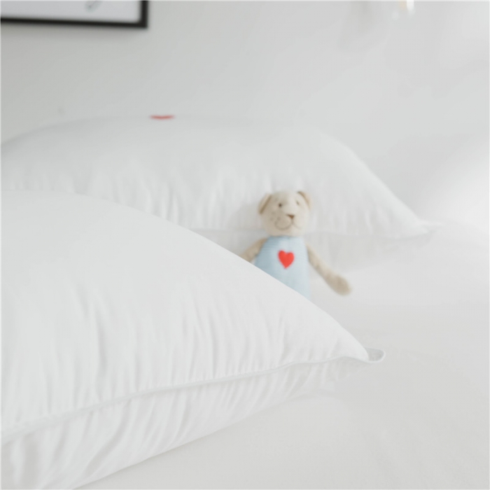 91家纺网 家纺一手货源 找家纺 时年家纺 2018新款80贡缎绣花枕芯48*74cm 爱心