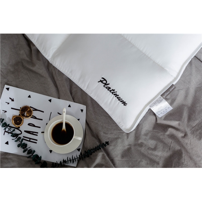 91家纺网 家纺一手货源 找家纺 时年家纺 80贡缎养生枕芯48*74cm 四格