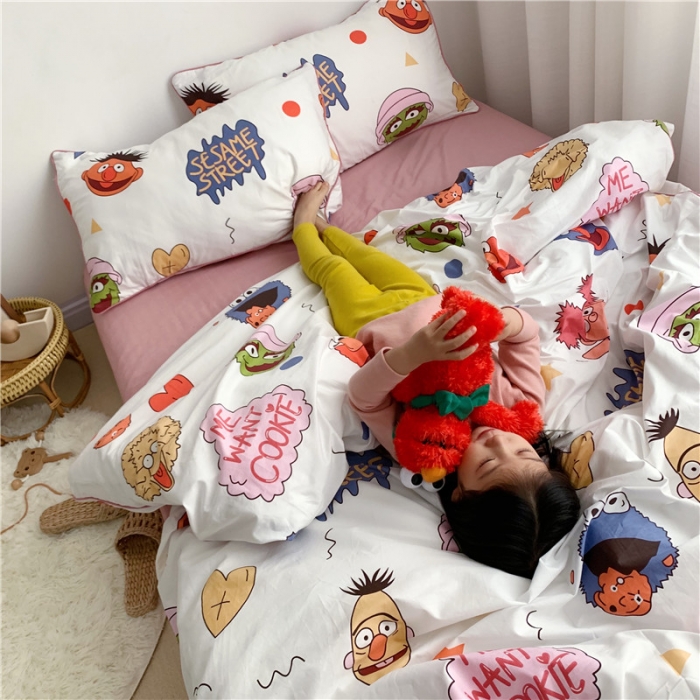 91家纺网 家纺一手货源 找家纺 时年 2021春夏新款嵌绳款全棉四件套 芝麻宝贝粉卡通儿童