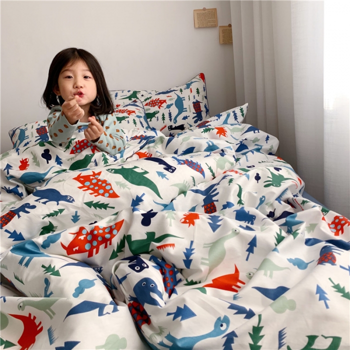 91家纺网 家纺一手货源 找家纺 时年 2021春夏新款嵌绳款全棉四件套 小小恐龙卡通儿童