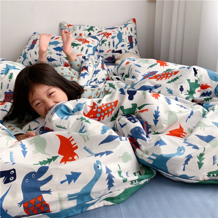 91家纺网 家纺一手货源 找家纺 时年 2021春夏新款嵌绳款全棉四件套 小小恐龙卡通儿童