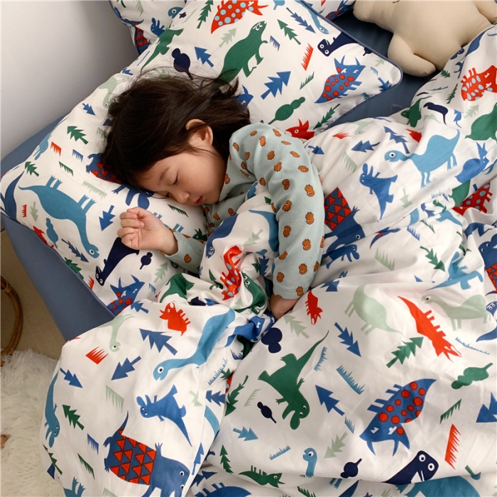 91家纺网 家纺一手货源 找家纺 时年 2021春夏新款嵌绳款全棉四件套 小小恐龙卡通儿童