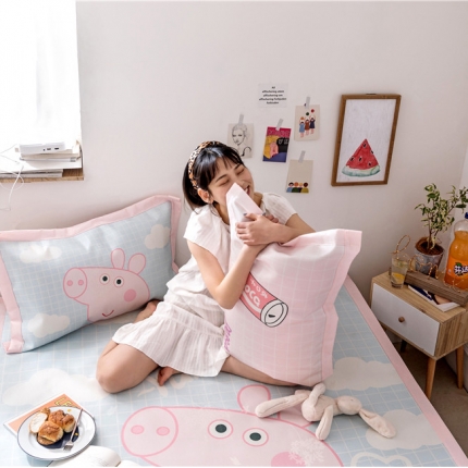 91家纺网 家纺一手货源 找家纺 时年家纺 2019新款凉席冰丝席水洗养生席 佩奇小猪