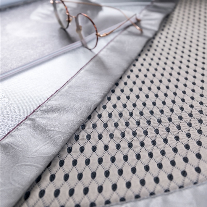 91家纺网 家纺一手货源 找家纺 时年家纺 2019新款凉席冰丝席冰露丝提花款 渐变三角