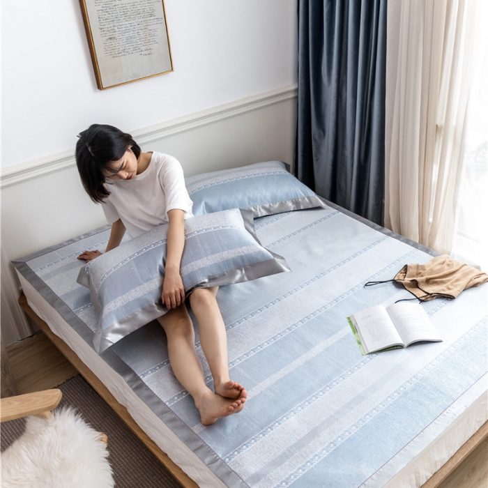 91家纺网 家纺一手货源 找家纺 时年家纺 2019新款凉席冰丝席冰露丝提花款 马赛条纹-蓝