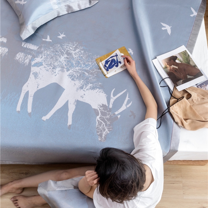 91家纺网 家纺一手货源 找家纺 时年家纺 2019新款凉席冰丝席冰露丝提花款 麋鹿