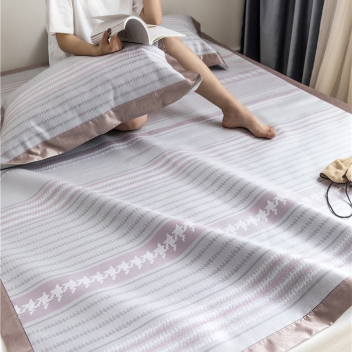 91家纺网 家纺一手货源 找家纺 时年家纺 2019新款凉席冰丝席冰露丝提花款 千鸟格-粉