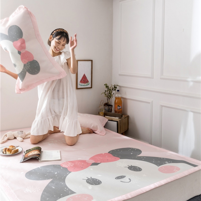 91家纺网 家纺一手货源 找家纺 时年家纺 2019新款凉席冰丝席水洗养生席 Mini女孩