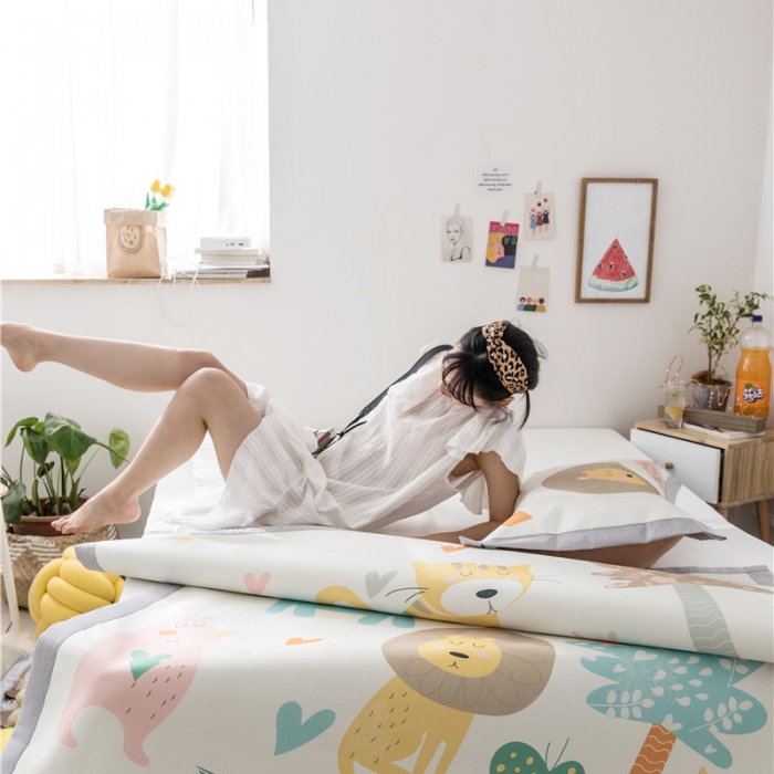 91家纺网 家纺一手货源 找家纺 时年家纺 2019新款凉席冰丝席水洗养生席 动物园