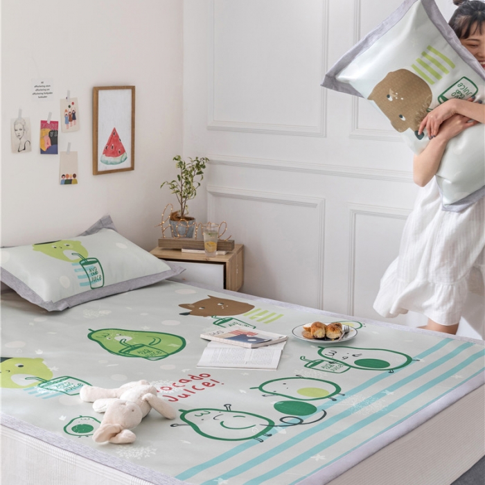 91家纺网 家纺一手货源 找家纺 时年家纺 2019新款凉席冰丝席水洗养生席 牛油果乐