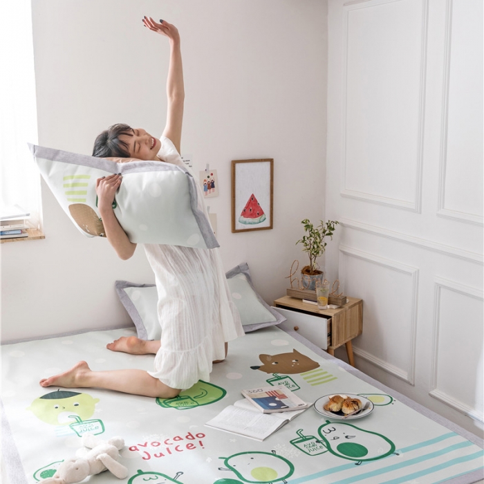 91家纺网 家纺一手货源 找家纺 时年家纺 2019新款凉席冰丝席水洗养生席 牛油果乐