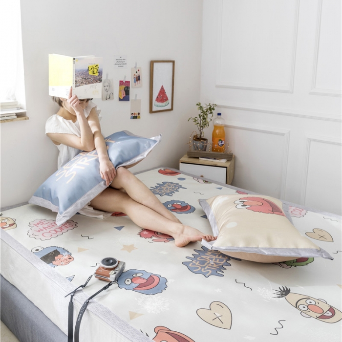 91家纺网 家纺一手货源 找家纺 时年家纺 2019新款凉席冰丝席水洗养生席 芝麻宝贝