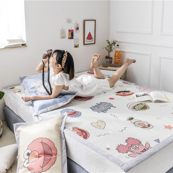 91家纺网 家纺一手货源 找家纺 时年家纺 2019新款凉席冰丝席水洗养生席 芝麻宝贝