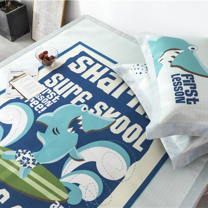 91家纺网 家纺一手货源 找家纺 时年家纺 2019新款凉席冰丝席冰露丝印花款 鲨鱼学校