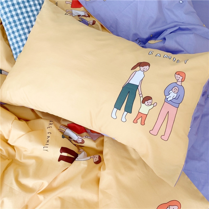 91家纺网 家纺一手货源 找家纺 时年家纺 2019新款全棉小可爱系列四件套床单款 快乐一家人