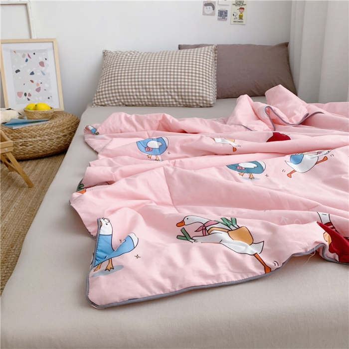 91家纺网 家纺一手货源 找家纺 时年家纺 2019新款全棉羽丝卡通夏被 加油鸭