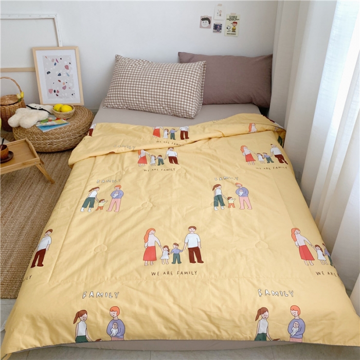 91家纺网 家纺一手货源 找家纺 时年家纺 2019新款全棉羽丝卡通夏被 快乐一家人