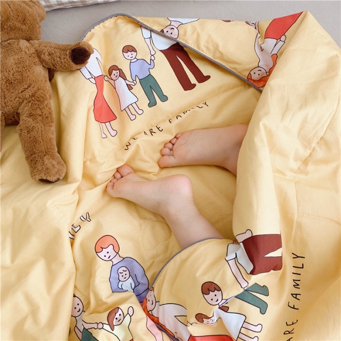 91家纺网 家纺一手货源 找家纺 时年家纺 2019新款全棉羽丝卡通夏被 快乐一家人