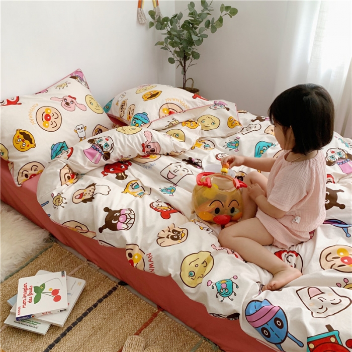 91家纺网 家纺一手货源 找家纺 时年 2021春夏新款嵌绳款全棉四件套 面包超人粉卡通儿童