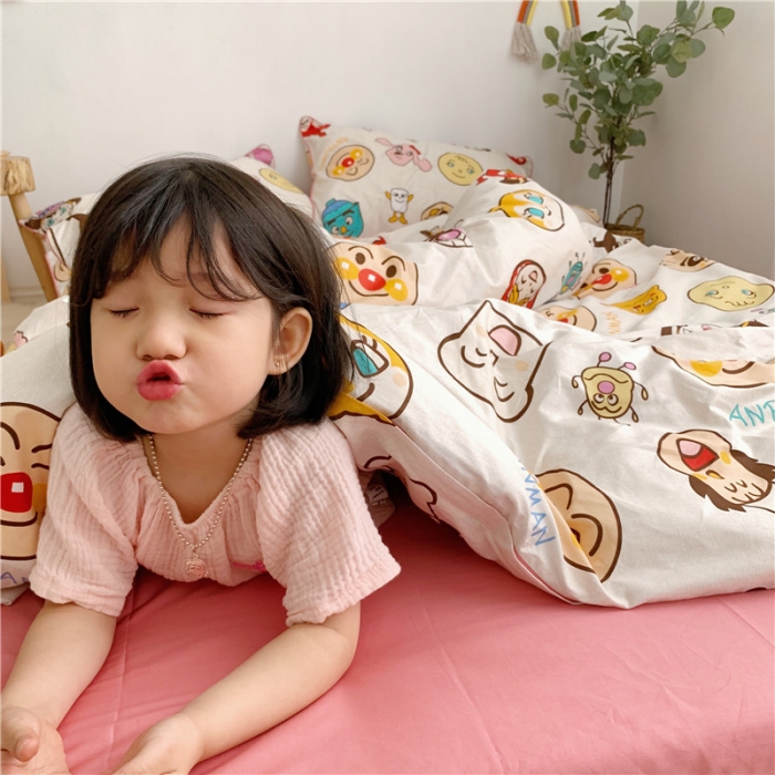 91家纺网 家纺一手货源 找家纺 时年 2021春夏新款嵌绳款全棉四件套 面包超人粉卡通儿童