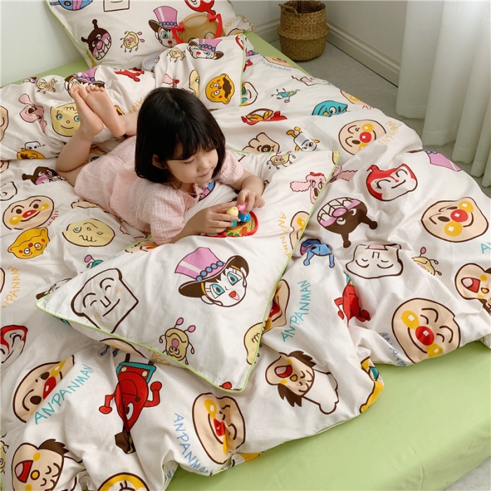 91家纺网 家纺一手货源 找家纺 时年2021春夏新款嵌绳款全棉四件套 面包超人绿卡通儿童