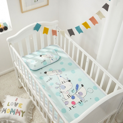 91家纺网 家纺一手货源 找家纺 （总）时年 冰露丝婴童席60*120+枕套（送荞麦枕头）棚拍