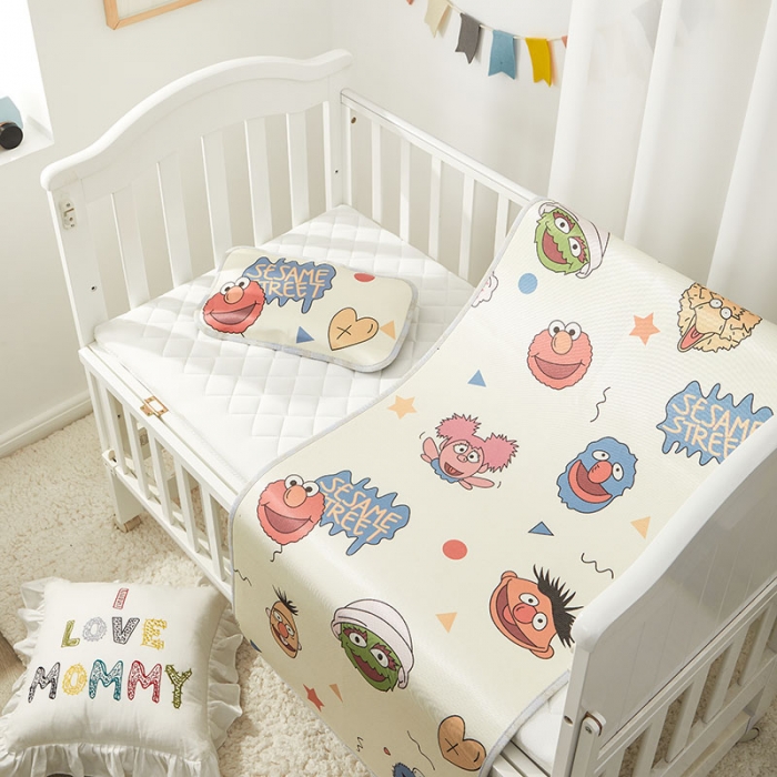 91家纺网 家纺一手货源 找家纺 时年冰露丝婴童席60*120+枕套（送荞麦枕头）棚拍芝麻宝贝