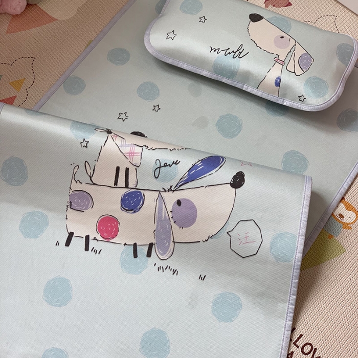 91家纺网 家纺一手货源 找家纺 时年 冰露丝婴童席60*120+枕套（送荞麦枕头）实拍圆点狗