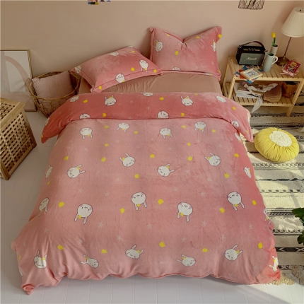 91家纺网 家纺一手货源 找家纺 （总）时年 2019牛奶绒印花保暖四件套（手机实拍图）