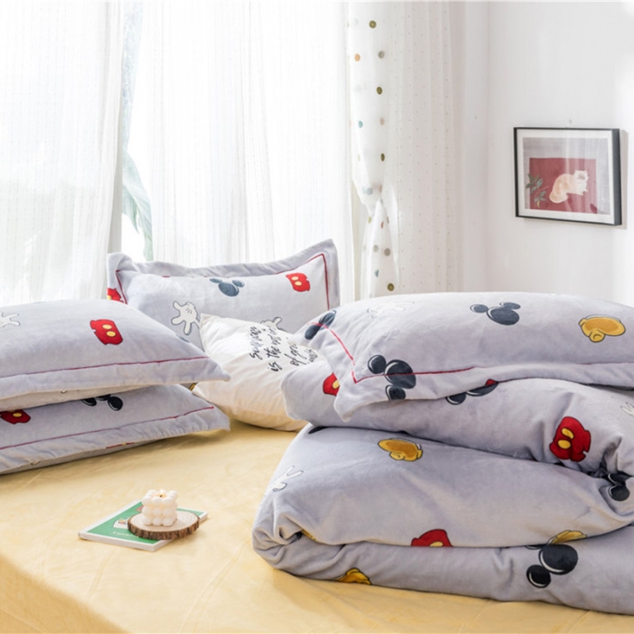 91家纺网 家纺一手货源 找家纺 时年 2019牛奶绒印花保暖四件套 米老鼠