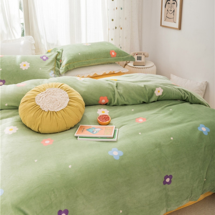 91家纺网 家纺一手货源 找家纺 时年 2019牛奶绒印花保暖四件套 小花花-绿