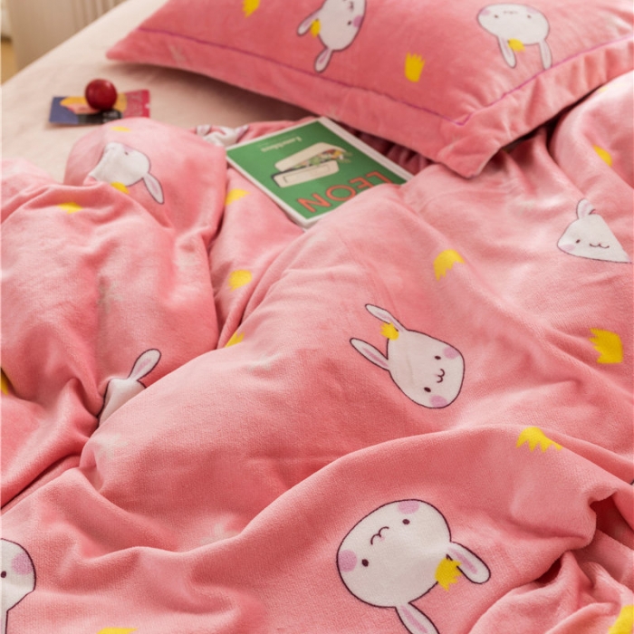 91家纺网 家纺一手货源 找家纺 时年 2019牛奶绒印花保暖四件套 小兔几