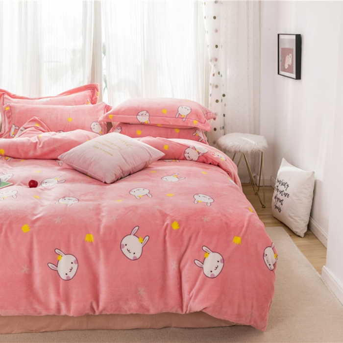 91家纺网 家纺一手货源 找家纺 时年 2019牛奶绒印花保暖四件套 小兔几