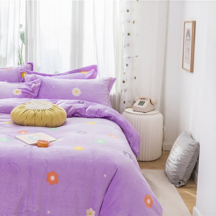 91家纺网 家纺一手货源 找家纺 时年 2019牛奶绒印花保暖四件套 小花花-紫