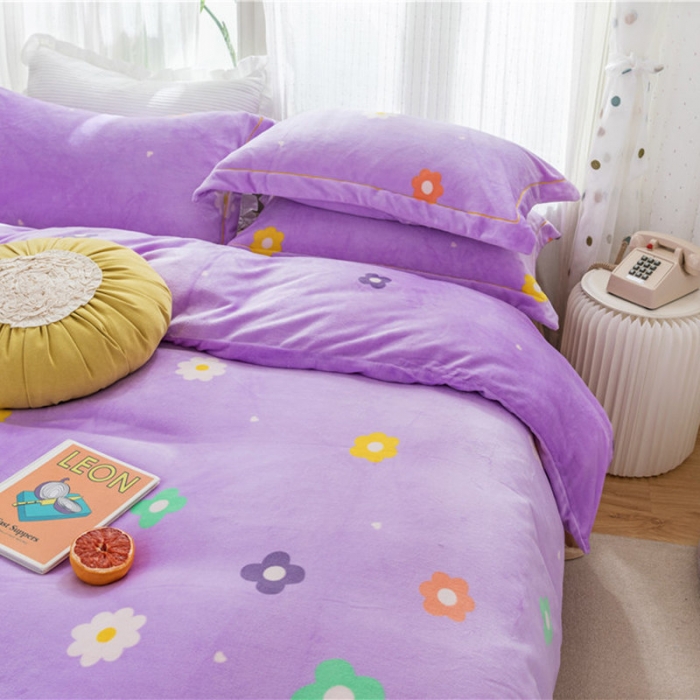 91家纺网 家纺一手货源 找家纺 时年 2019牛奶绒印花保暖四件套 小花花-紫