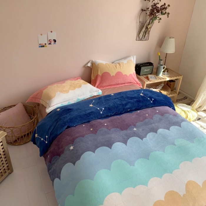 91家纺网 家纺一手货源 找家纺 （总）时年 2019牛奶绒印花保暖四件套（手机实拍图）