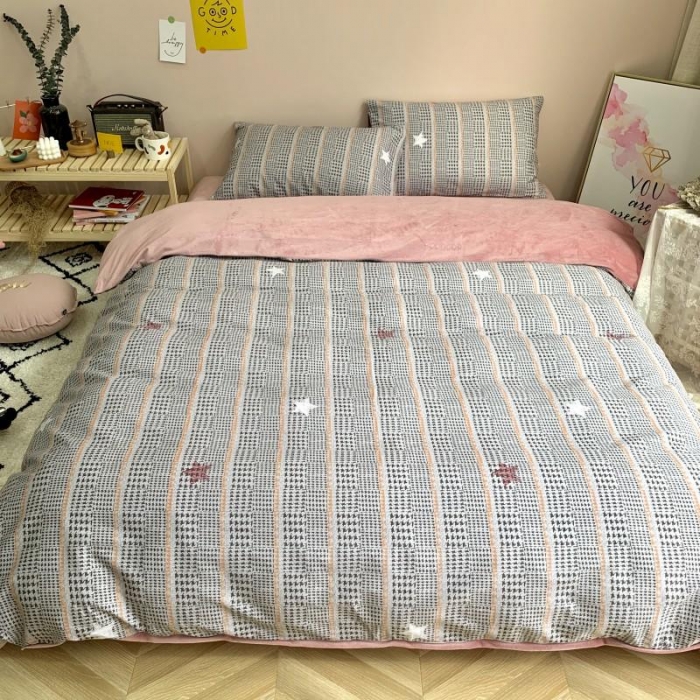 91家纺网 家纺一手货源 找家纺 时年 2019棉加绒系列三四件套 格纹星星