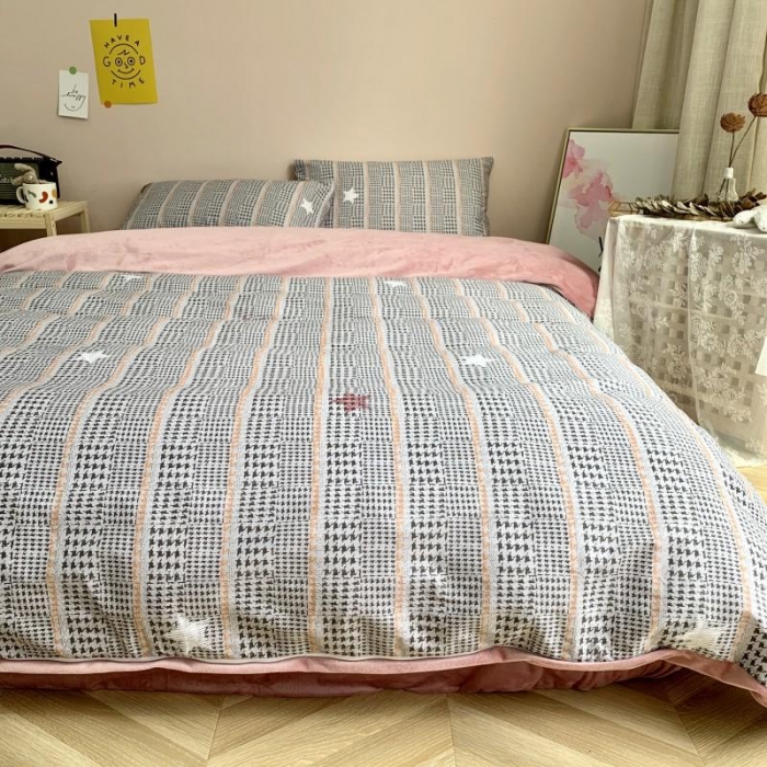 91家纺网 家纺一手货源 找家纺 时年 2019棉加绒系列三四件套 格纹星星