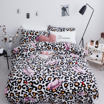 91家纺网 家纺一手货源 找家纺 顾里家纺 加厚保暖牛奶绒套件 豹纹红唇