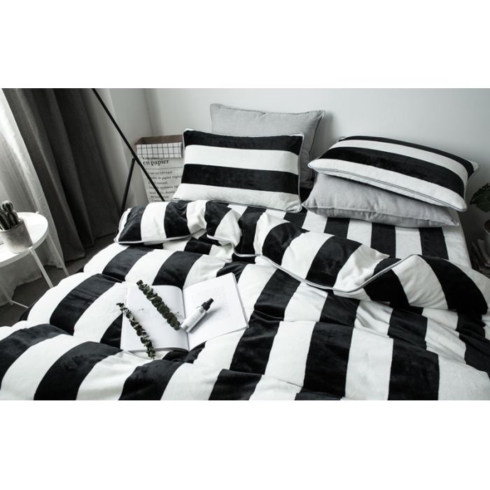 91家纺网 家纺一手货源 找家纺 顾里家纺 加厚保暖牛奶绒套件 北欧条纹