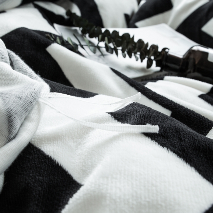 91家纺网 家纺一手货源 找家纺 顾里家纺 加厚保暖牛奶绒套件 波浪